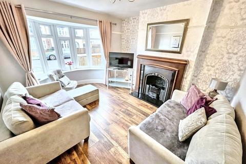 4 bedroom semi-detached house for sale, Del Strother Avenue, Stockton, Stockton-on-Tees, Durham, TS19 0RZ