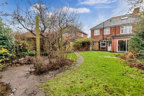 4 bedroom semi-detached house for sale, Uplands Road, Oadby, Leicester