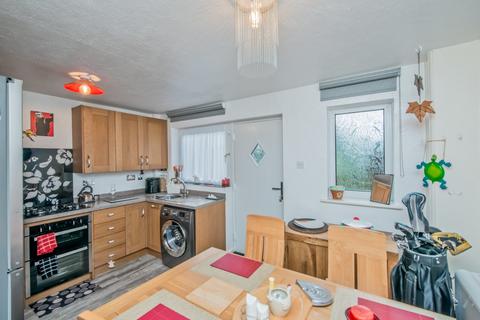 3 bedroom terraced house for sale, Darley Road, Liversedge, West Yorkshire, WF15