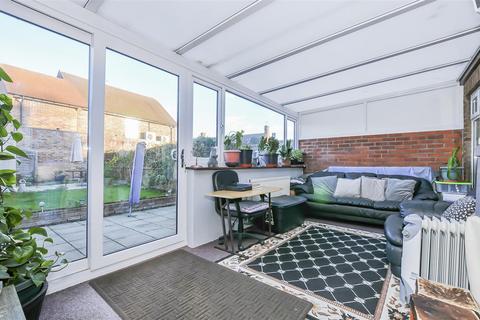 36 Codicote Drive, Watford, WD25 9QY