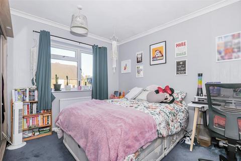 36 Codicote Drive, Watford, WD25 9QY