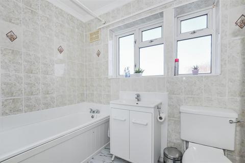 36 Codicote Drive, Watford, WD25 9QY