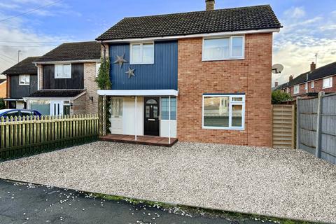 3 bedroom end of terrace house for sale, Barrie Road, Hereford, HR4