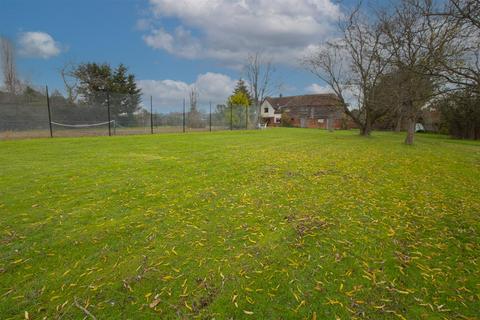 4 bedroom detached house for sale, Church Road, Billericay CM11