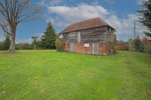 4 bedroom detached house for sale, Church Road, Billericay CM11