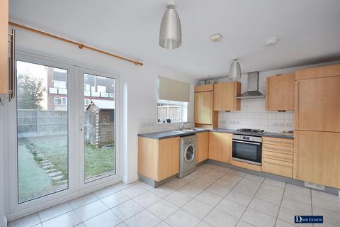 2 bedroom detached house for sale, High Street, Hornchurch, RM12