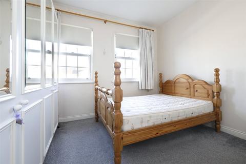 2 bedroom apartment for sale, William Square, London, SE16