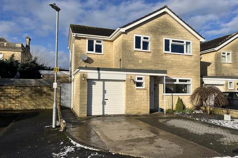 4 bedroom detached house for sale, Truro Walk, Chippenham