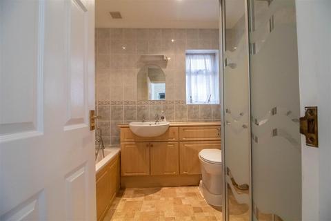 20 Leeway Avenue, Great Shelford, Cambridge, CB22 5AU