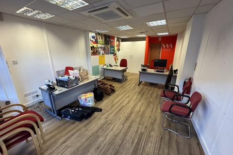 Office to rent, 174 Dudley Road, Winson Green, Birmingham, B18 7QX