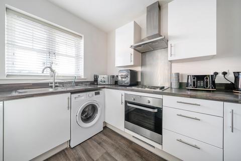 2 bedroom end of terrace house for sale, Emerald Avenue, Fleet, GU51