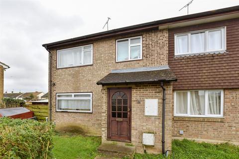 3 bedroom end of terrace house for sale, Elm Place, Ashford, Kent