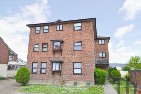 2 bedroom flat for sale, Linington Court, Newport PO30