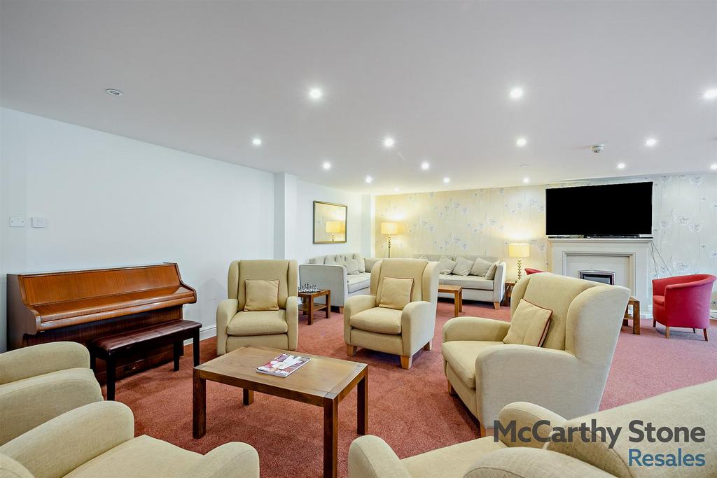 Homeowners Lounge
