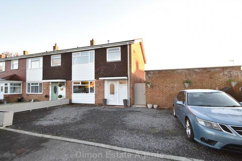 3 bedroom end of terrace house for sale, Repton Close, Alverstoke