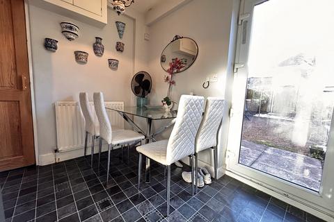 2 bedroom semi-detached house for sale, Lowes Barn Bank, Durham, County Durham, DH1