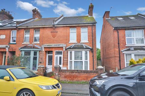 3 bedroom end of terrace house for sale, Christchurch Road, Ashford TN23