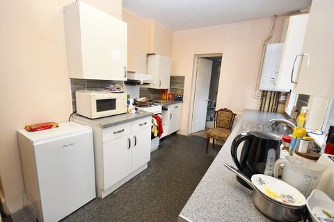 3 bedroom end of terrace house for sale, Christchurch Road, Ashford TN23