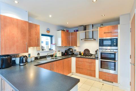 2 bedroom apartment for sale, West Quay, Newhaven, East Sussex