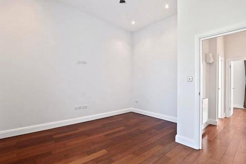 2 bedroom apartment for sale, London W14