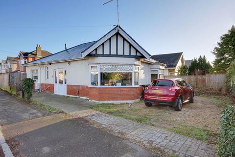 3 bedroom detached bungalow for sale, Chigwell Road, Bournemouth BH8