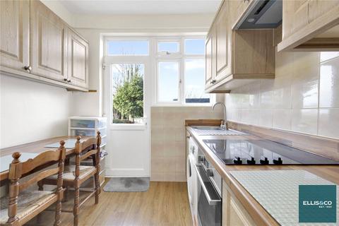 undefined, Wentworth Avenue, Finchley, N3