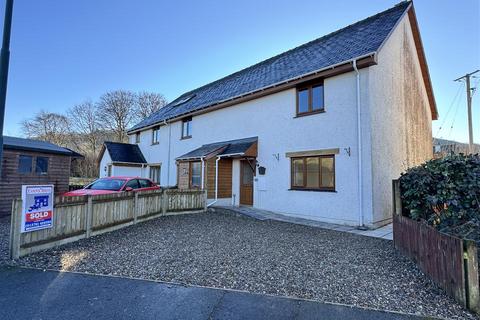 14 Cysgod Y Llan, Llanddewi Brefi, Tregaron, SY25 6AS