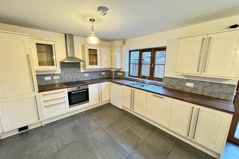 14 Cysgod Y Llan, Llanddewi Brefi, Tregaron, SY25 6AS