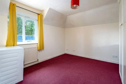 1 bedroom apartment for sale, Ladbroke Road, Redhill, Surrey, RH1