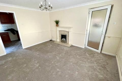 3 bedroom semi-detached house to rent, Rosewood Gardens, Essington, Wolverhampton, WV11