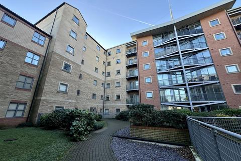 2 bedroom apartment to rent, Kentmere Drive, Doncaster