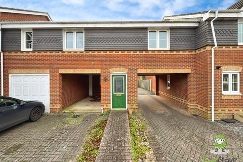 2 bedroom coach house for sale, BROADMERE ROAD, BEGGARWOOD, BASINGSTOKE, HAMPSHIRE, RG22