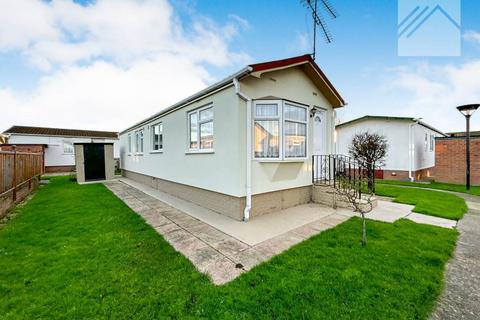 2 bedroom park home for sale, Kings Park, Creek Road, Canvey Island