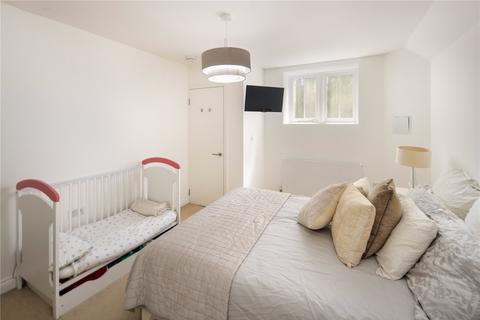 5 Temple Yard, London, E2 6QD