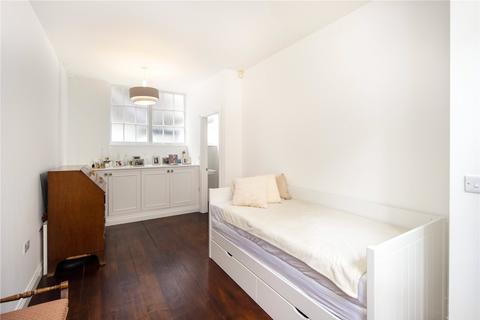 5 Temple Yard, London, E2 6QD