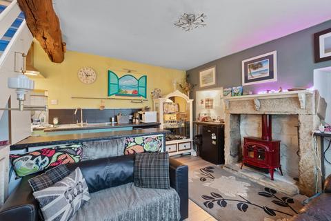 1 bedroom terraced house for sale, Peel Place, Burley in Wharfedale, Ilkley, West Yorkshire, LS29