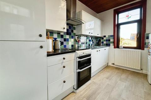 81 Moorside Road, Bradford, BD2 3RD