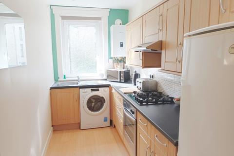 2 bedroom flat to rent, South Sloan Street, Leith, Edinburgh, EH6