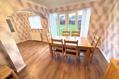 3 bedroom semi-detached house for sale, Crowland Road, Fens, Hartlepool