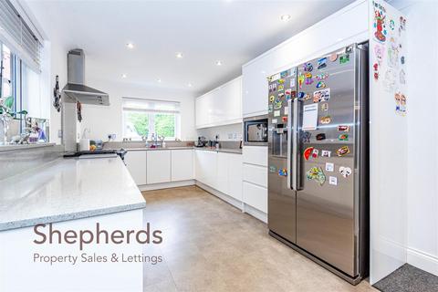 undefined, Tatsfield Avenue, Nazeing EN9