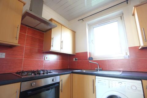 2 bedroom flat to rent, Balgreen Road, Balgreen, Edinburgh, EH12