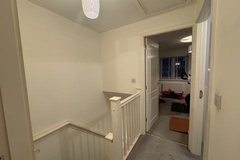 2 bedroom terraced house to rent, Wood Green, Bridgend