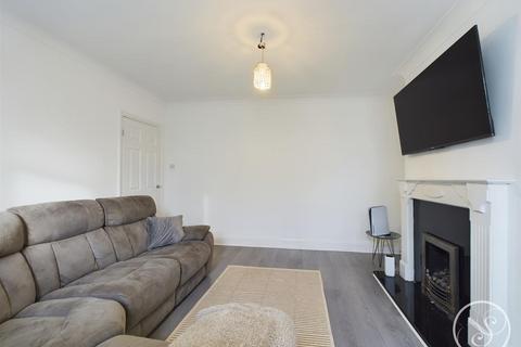 3 bedroom property for sale, St. Martins Crescent, Leeds