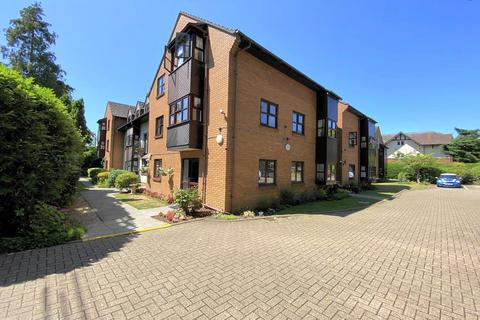 2 bedroom retirement property for sale, Berkeley Court, West Moors, Ferndown, Dorset, BH22