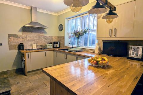 3 bedroom cottage for sale, Back School Lane, Upholland WN8