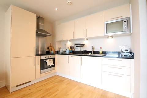 1 bedroom apartment to rent, Lanterns Way, London E14