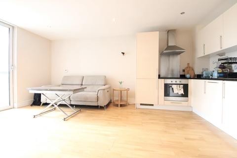 1 bedroom apartment to rent, Lanterns Way, London E14