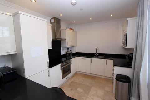 2 bedroom apartment to rent, Elliot Street, Plymouth PL1