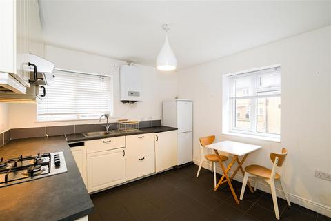 7 Woodham Court, London, E18 2BY