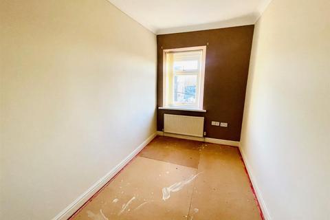 5 Bank Road, Llangennech, Llanelli, SA14 8UB